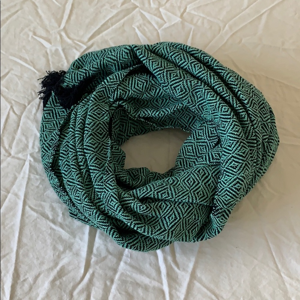 Green Ikat Hawaiian Wrap Scarf Multiple Styles